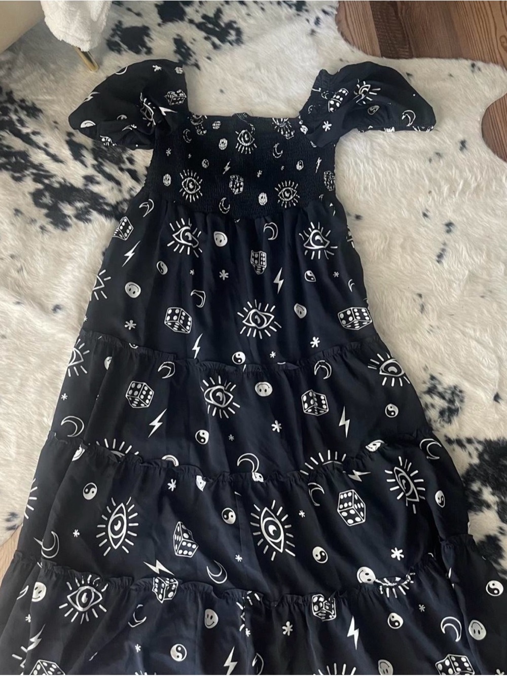 Dressed in LALA What’s Your Sign Dress - Large - Picture 7 of 10